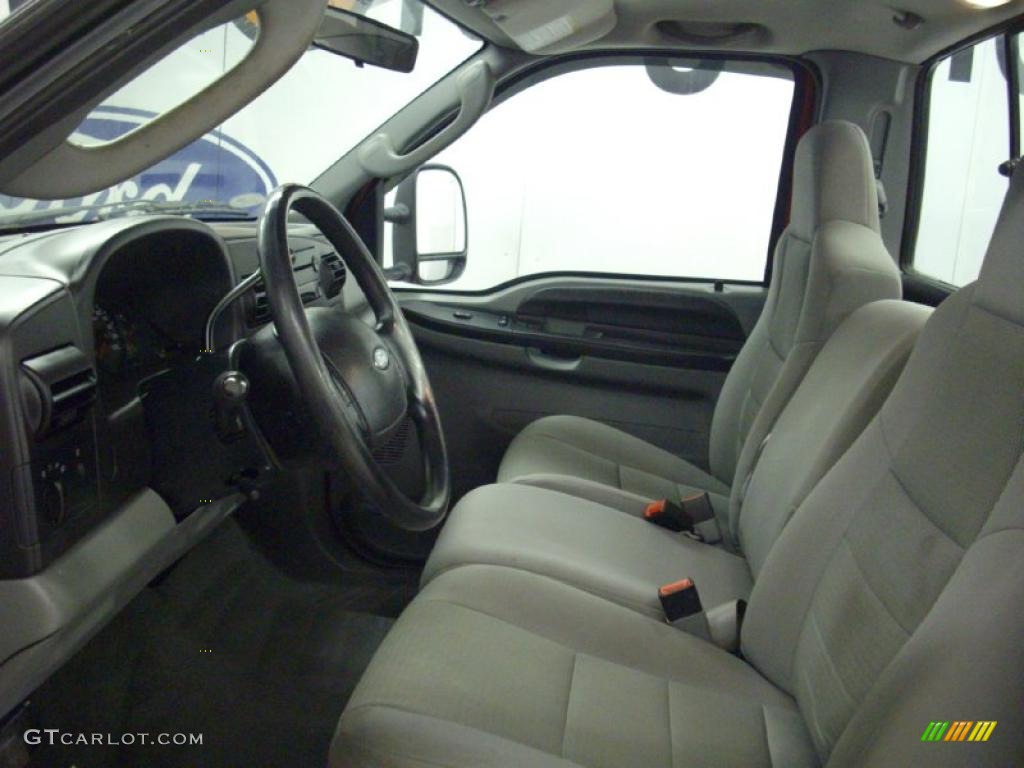 Medium Flint Interior 2006 Ford F350 Super Duty XLT Regular Cab 4x4 Photo #45138971