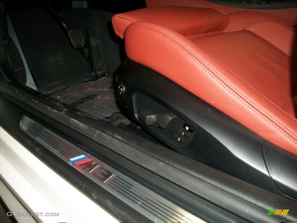 2011 BMW M3 Coupe Controls Photo #45139475