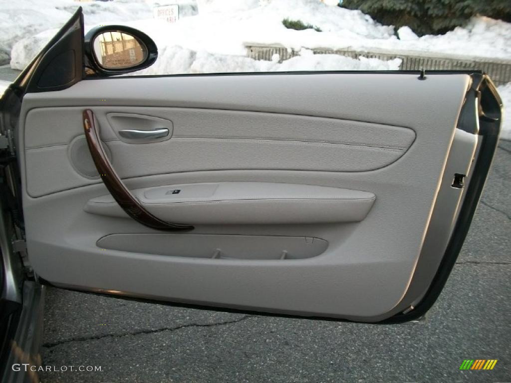 2009 BMW 1 Series 135i Convertible Taupe Door Panel Photo #45140323