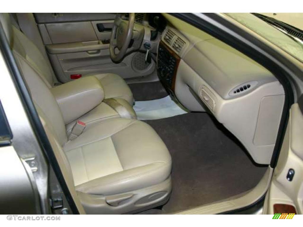 Medium/Dark Pebble Interior 2005 Ford Taurus SEL Photo #45144230