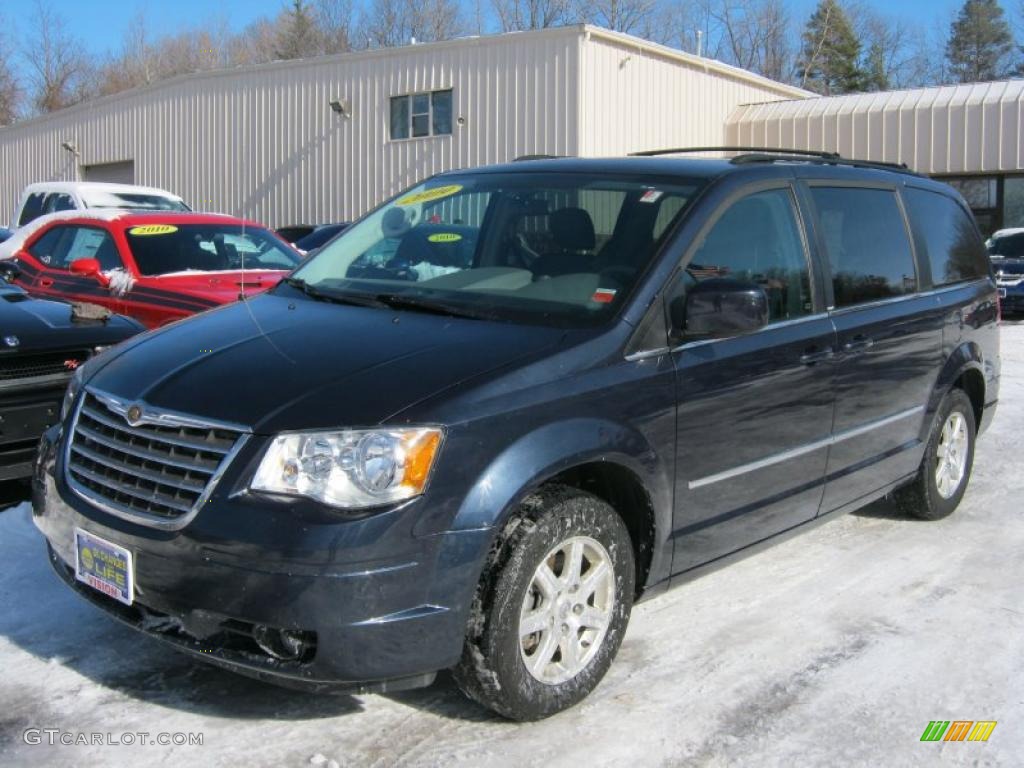 2009 Town & Country Touring - Modern Blue Pearl / Medium Slate Gray/Light Shale photo #1