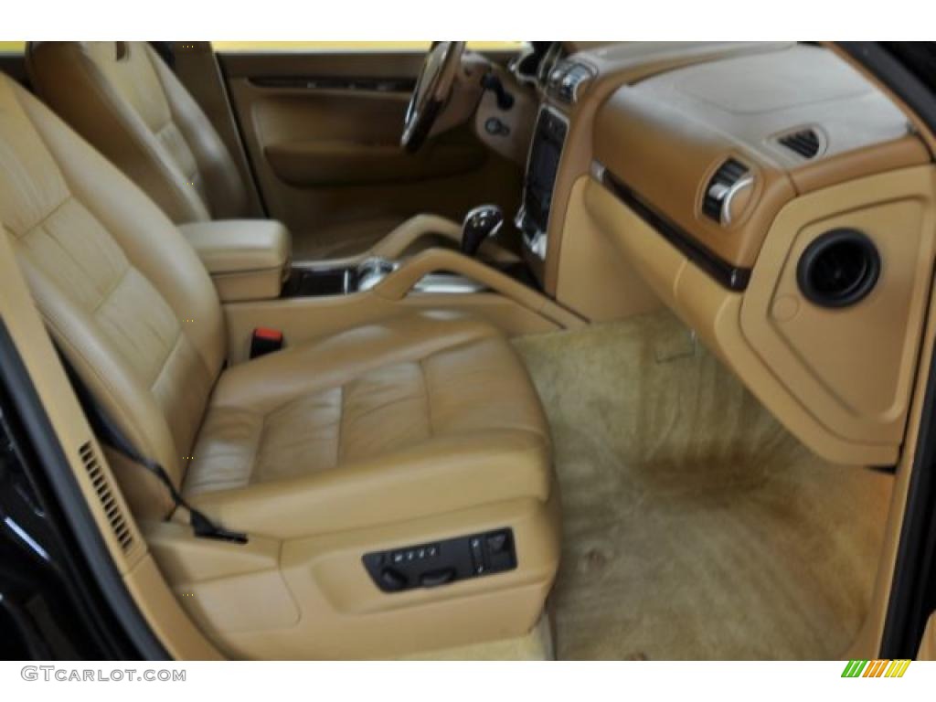 Havanna/Sand Beige Interior 2005 Porsche Cayenne Turbo Photo #45148561