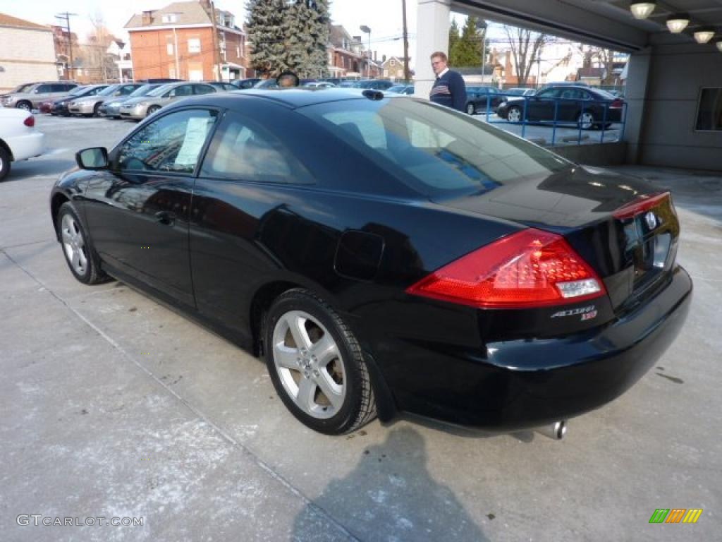2006 Accord EX-L V6 Coupe - Nighthawk Black Pearl / Black photo #2