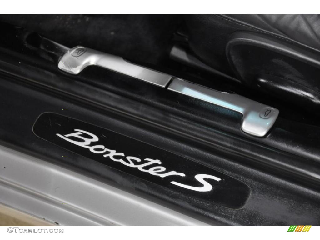 2000 Porsche Boxster S Marks and Logos Photo #45150591
