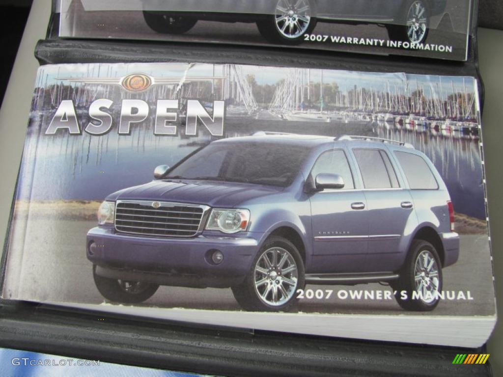 2007 Aspen Limited HEMI 4WD - Light Khaki Beige Metallic / Dark Khaki/Light Graystone photo #4
