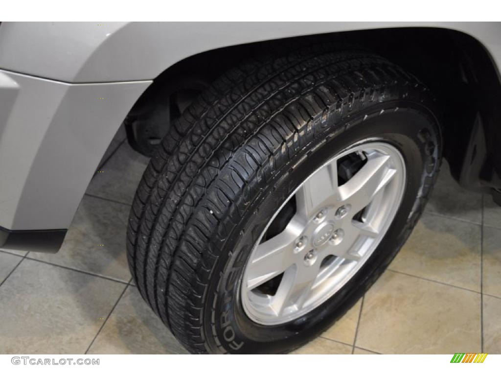 2007 Grand Cherokee Laredo - Light Graystone Pearl / Medium Slate Gray photo #22