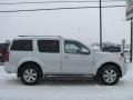Silver Lightning - Pathfinder SE 4x4 Photo No. 5