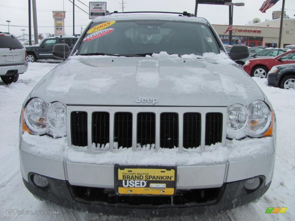 2008 Grand Cherokee Laredo 4x4 - Bright Silver Metallic / Dark Slate Gray/Light Graystone photo #17