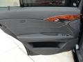 Black - E 350 Sedan Photo No. 28