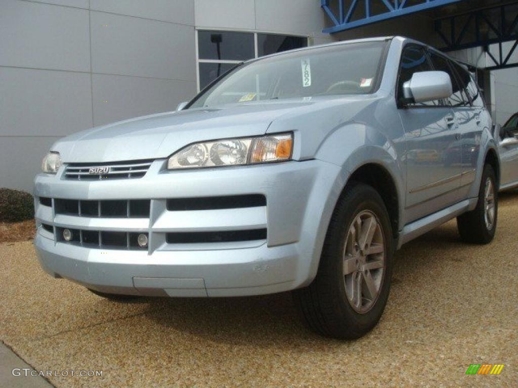 Crystal Blue Metallic 2003 Isuzu Axiom S 2WD Exterior Photo #45155076