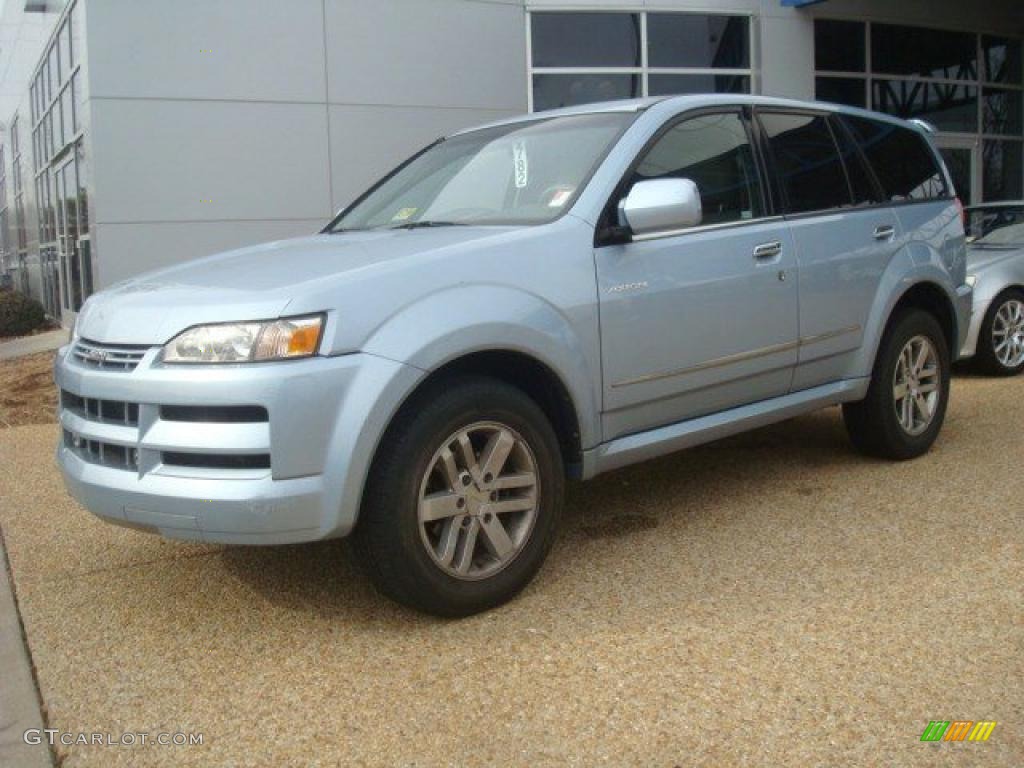 2003 Isuzu Axiom S 2WD Exterior Photos