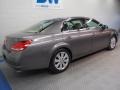 Phantom Gray Pearl - Avalon XLS Photo No. 4