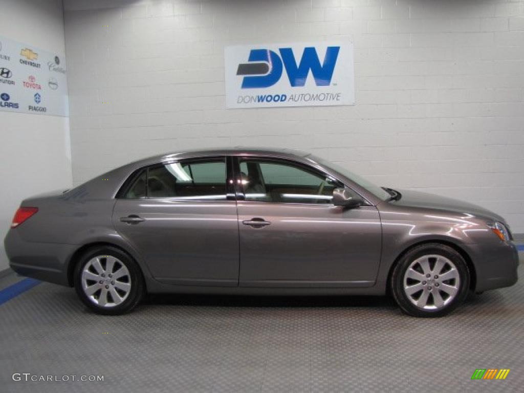 2007 Avalon XLS - Phantom Gray Pearl / Ivory photo #6