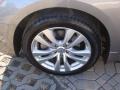 2010 Infiniti M 35x AWD Sedan Wheel and Tire Photo