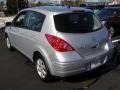 Brillant Silver - Versa 1.8 SL Hatchback Photo No. 5