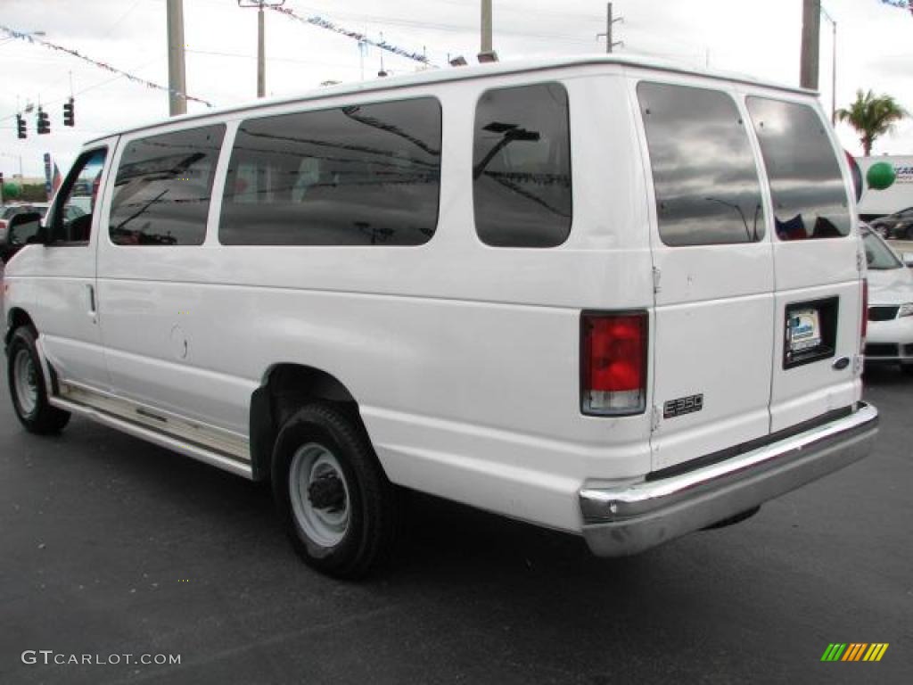 1999 E Series Van E350 Super Duty XL Extended Passenger - Oxford White / Medium Graphite photo #6