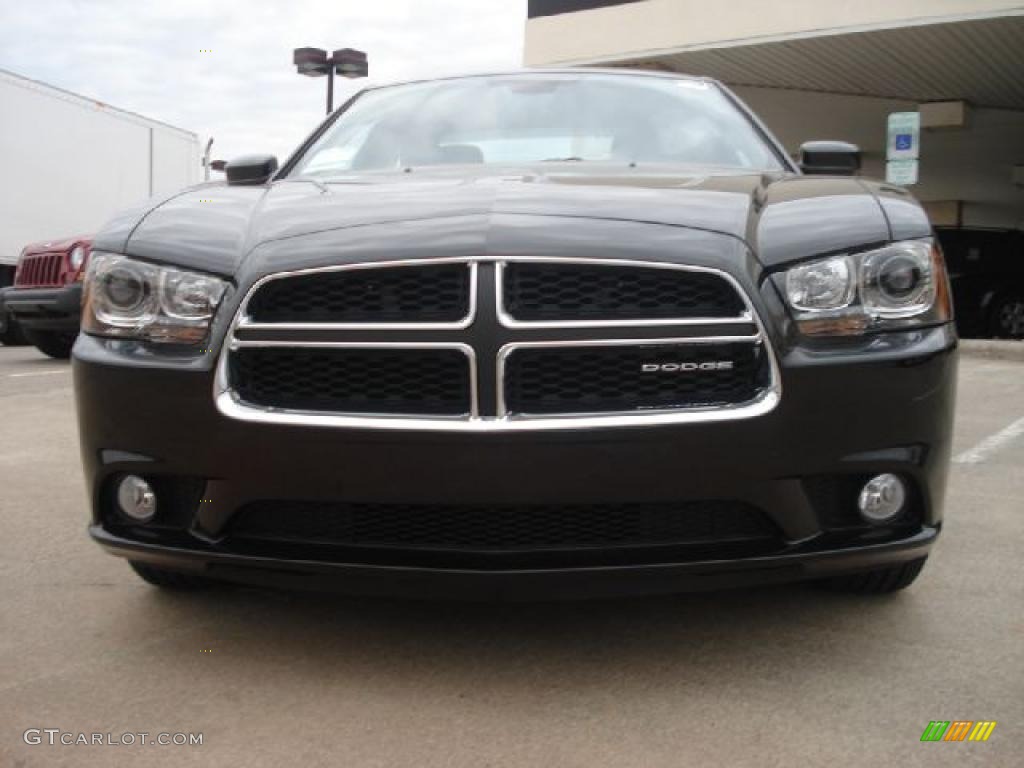 2011 Charger R/T Plus - Brilliant Black Crystal Pearl / Black photo #8