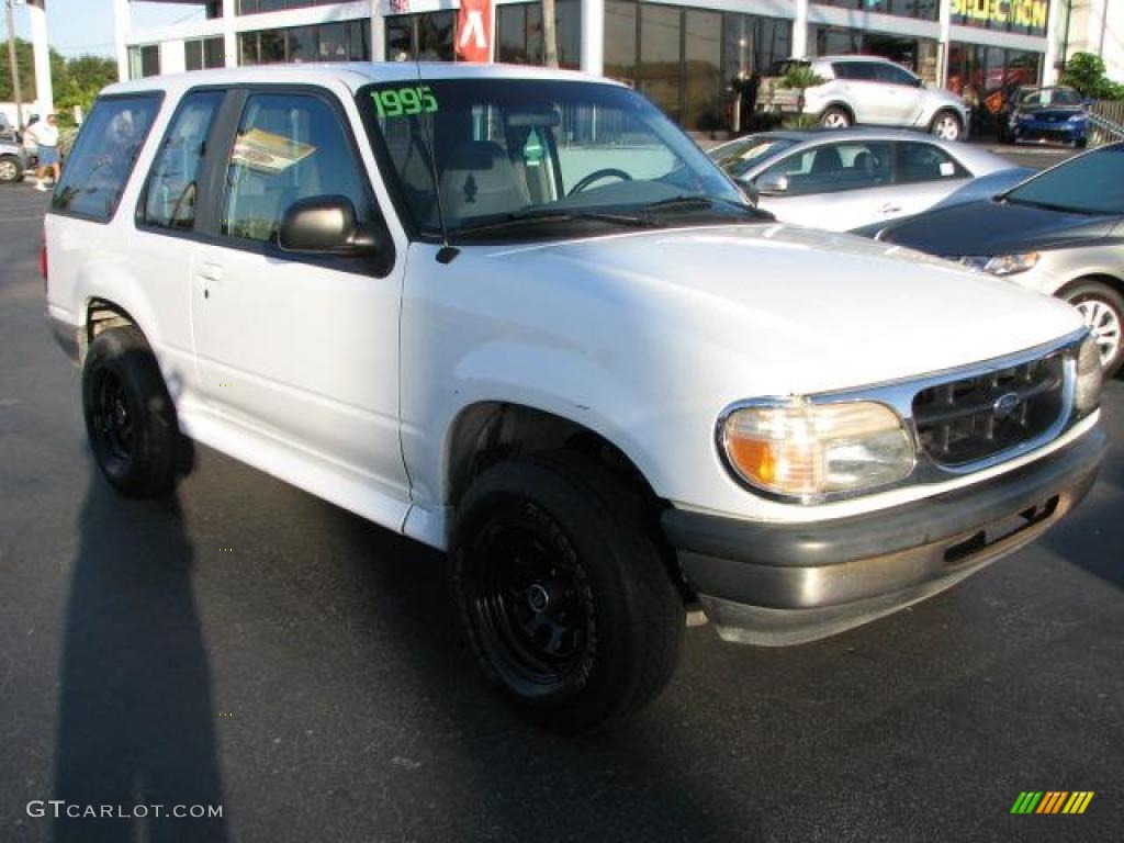 Oxford White Ford Explorer