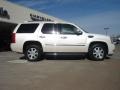 White Diamond - Escalade AWD Photo No. 2