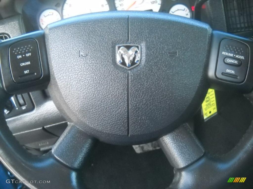 2005 Ram 1500 SLT Quad Cab 4x4 - Atlantic Blue Pearl / Dark Slate Gray photo #24