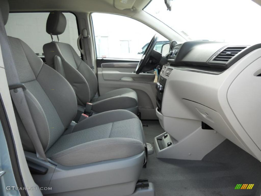 Aero Grey Interior 2009 Volkswagen Routan S Photo #45165229