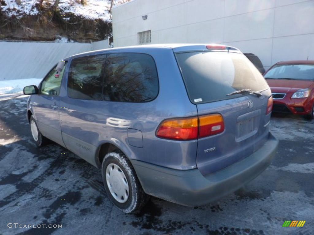 2000 Sienna CE - Denim Blue Pearl / Gray photo #2
