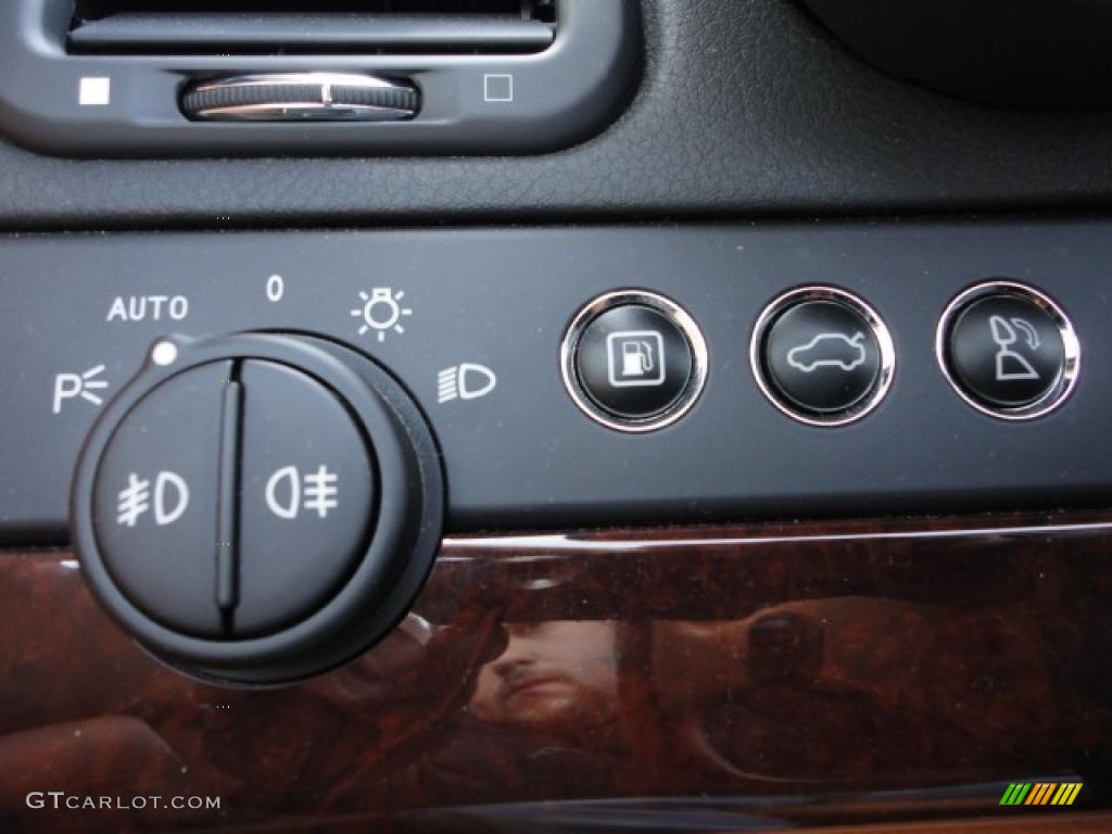 2007 Maserati Quattroporte Executive GT Controls Photo #45170015