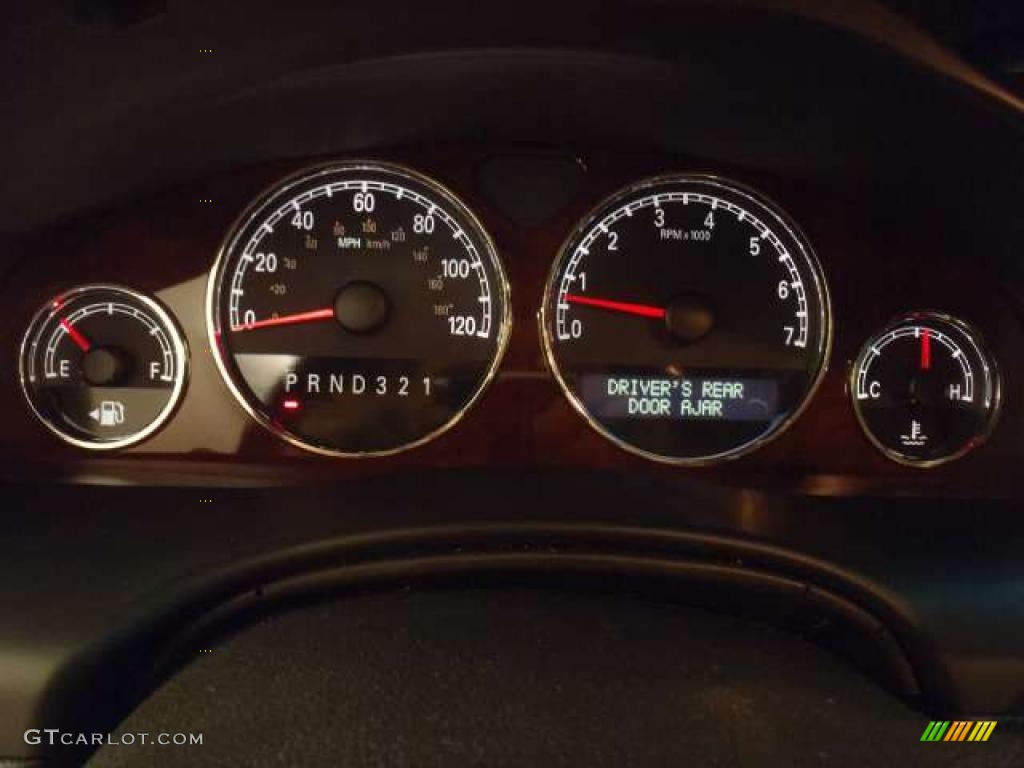 2007 Buick Terraza CXL Gauges Photo #45171359