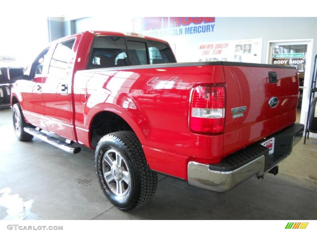 2005 F150 XLT SuperCrew 4x4 - Bright Red / Medium Flint Grey photo #4