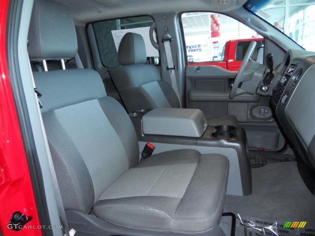 2005 F150 XLT SuperCrew 4x4 - Bright Red / Medium Flint Grey photo #11