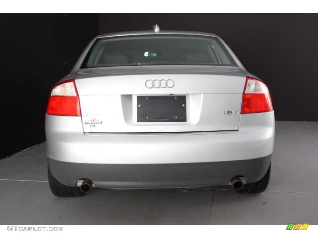 2004 A4 1.8T Sedan - Light Silver Metallic / Black photo #25