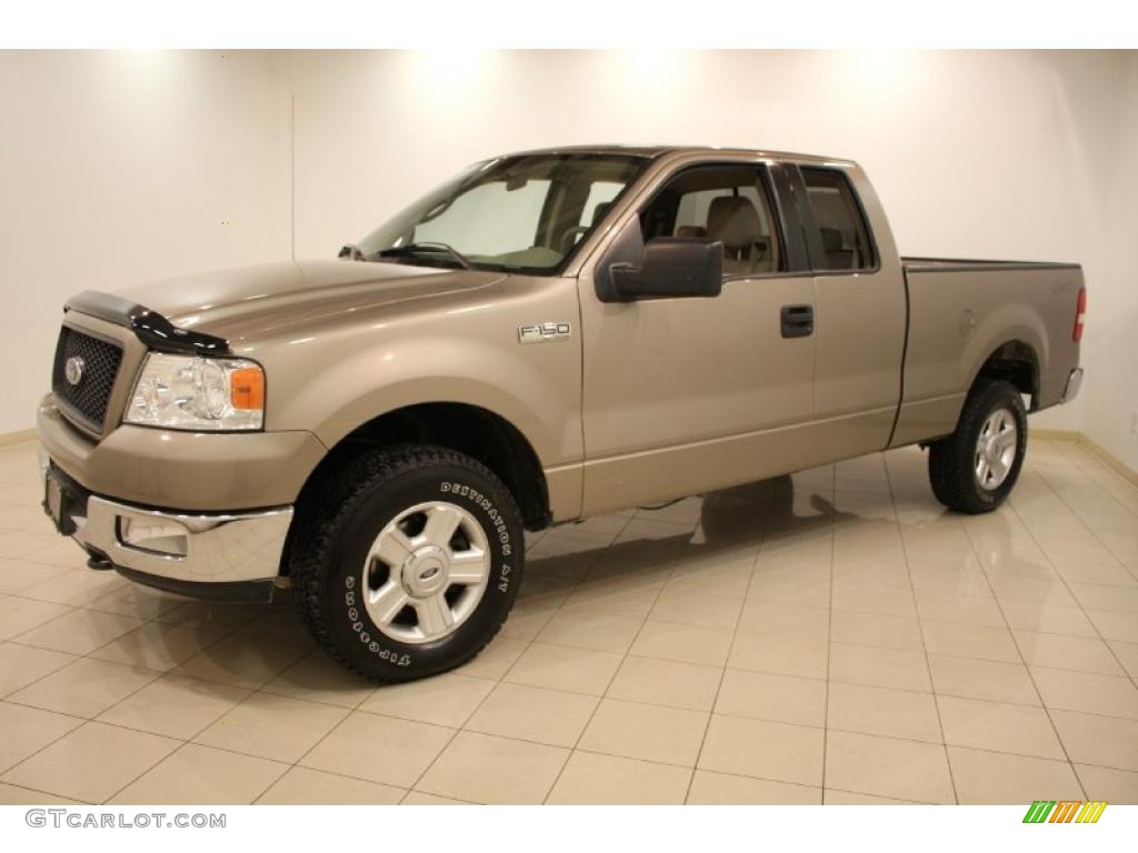 2004 F150 XLT SuperCab 4x4 - Arizona Beige Metallic / Tan photo #3