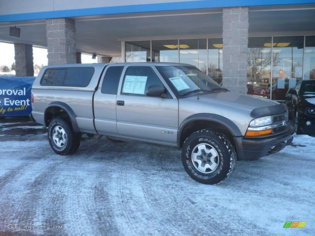 Light Pewter Metallic 2001 Chevrolet S10 LS Extended Cab 4x4 Exterior Photo #45174944