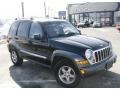 Black - Liberty Sport 4x4 Photo No. 3