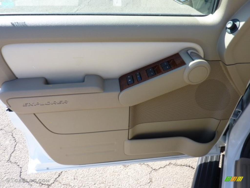 2010 Explorer Eddie Bauer 4x4 - White Suede / Camel photo #12