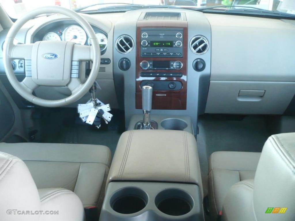 2008 F150 Lariat SuperCrew 4x4 - Redfire Metallic / Tan photo #17