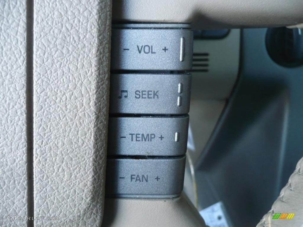 2008 F150 Lariat SuperCrew 4x4 - Redfire Metallic / Tan photo #28