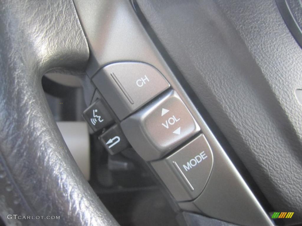 2009 Honda Element EX AWD Controls Photo #45185153