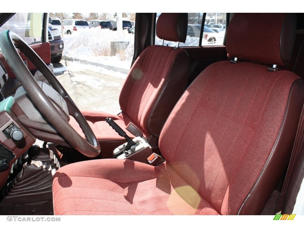 1992 Pathfinder XE 4x4 - Vail White / Dark Red photo #8