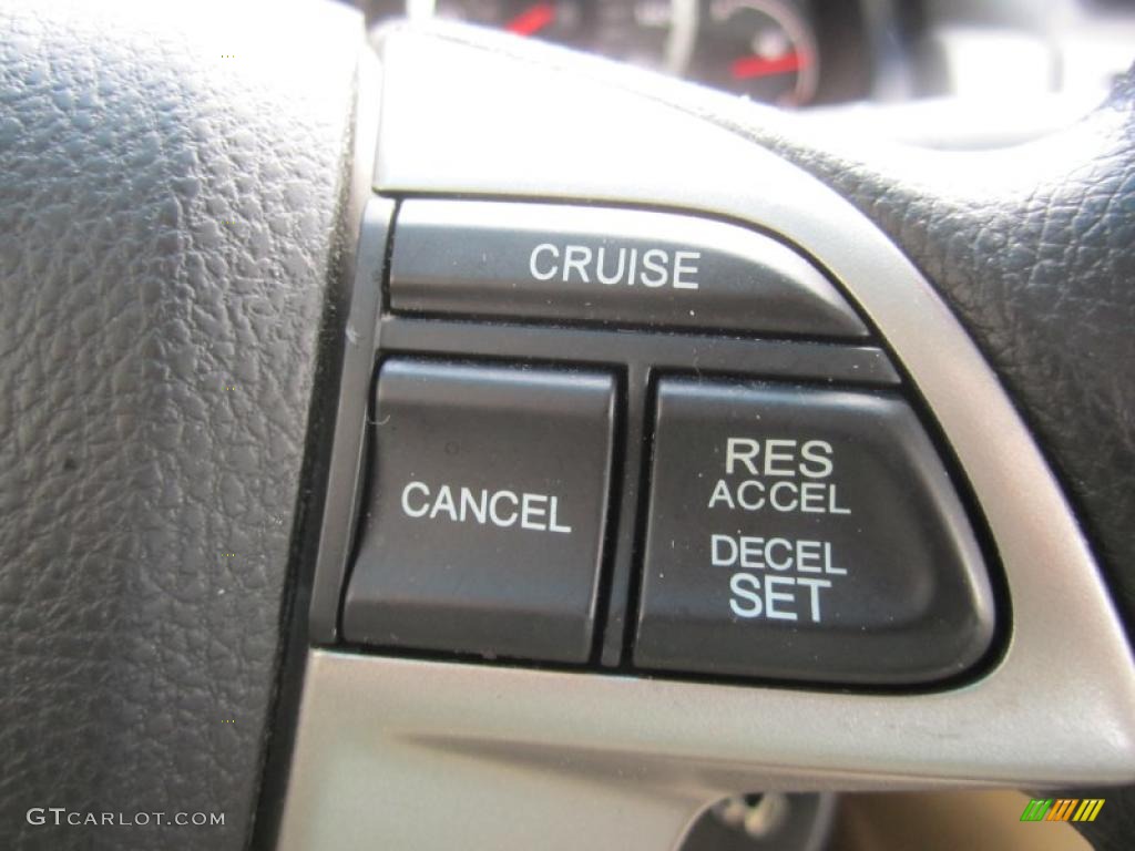2009 Honda Accord LX-S Coupe Controls Photo #45188550