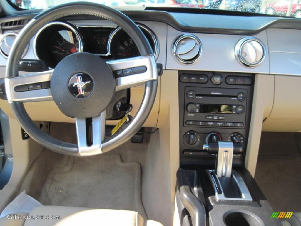 2007 Mustang GT Premium Convertible - Windveil Blue Metallic / Medium Parchment photo #22