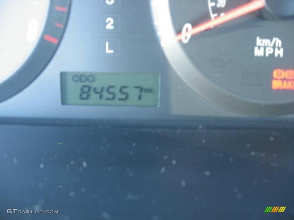 2004 Elantra GLS Sedan - Crimson Dark Red / Gray photo #13