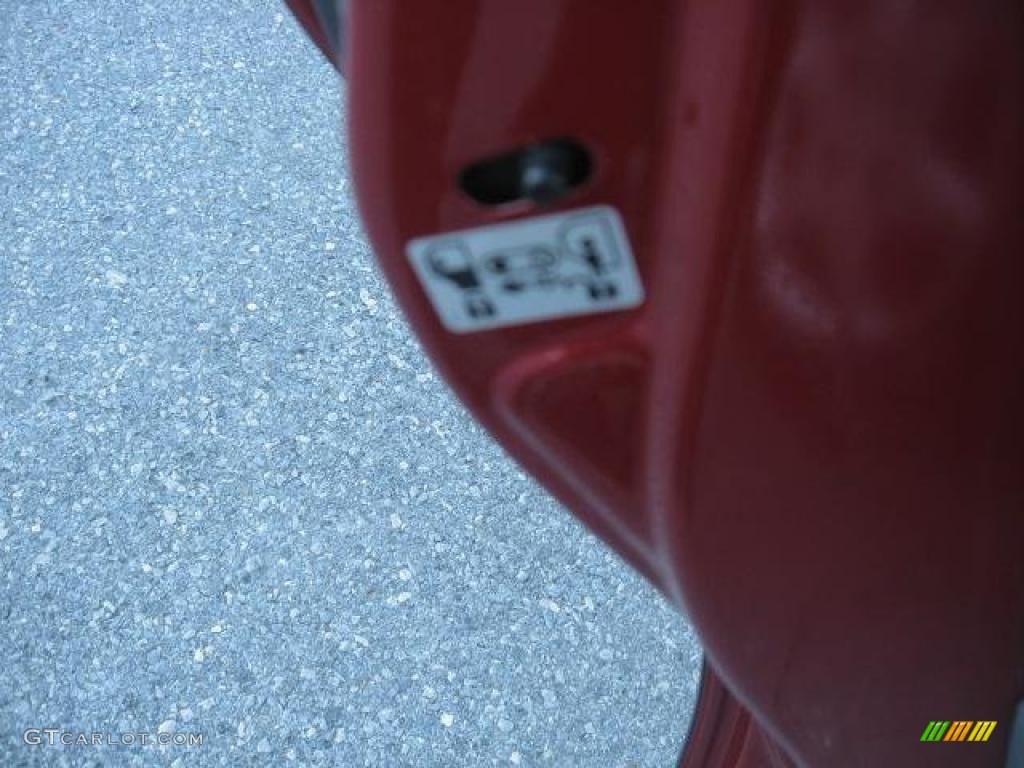 2004 Elantra GLS Sedan - Crimson Dark Red / Gray photo #24