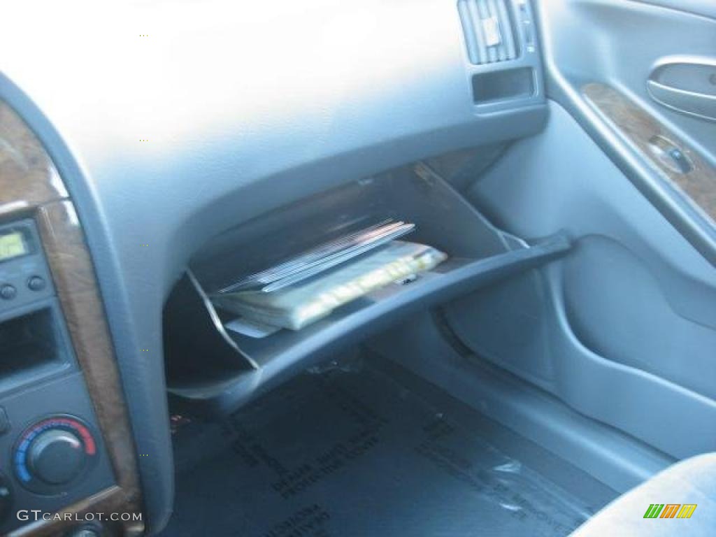 2004 Elantra GLS Sedan - Crimson Dark Red / Gray photo #28