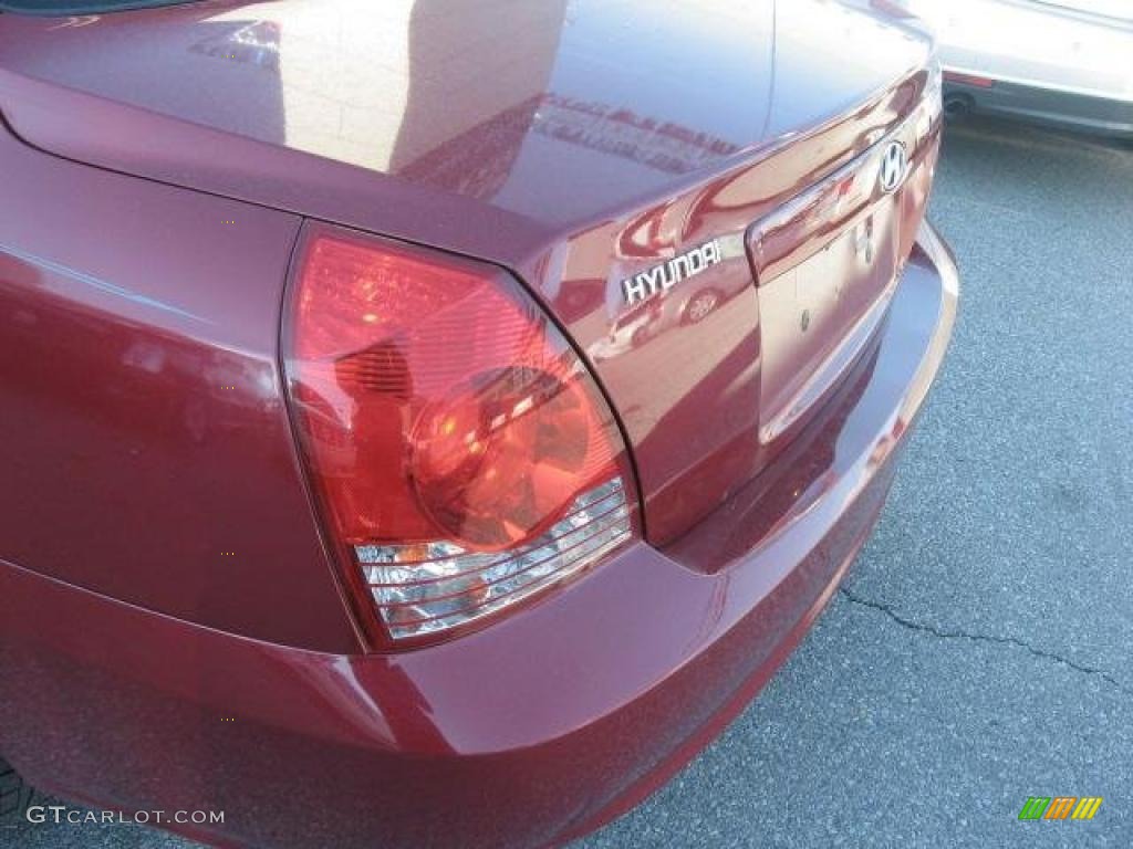 2004 Elantra GLS Sedan - Crimson Dark Red / Gray photo #36