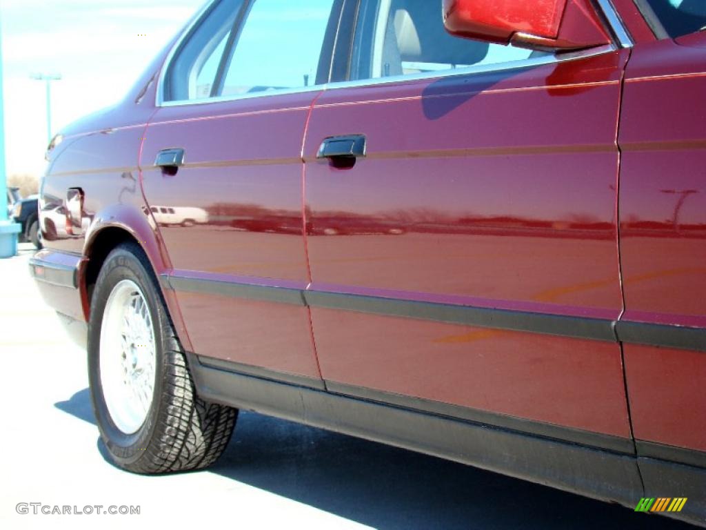 1991 5 Series 535i Sedan - Calypso Red Metallic / Tan photo #15