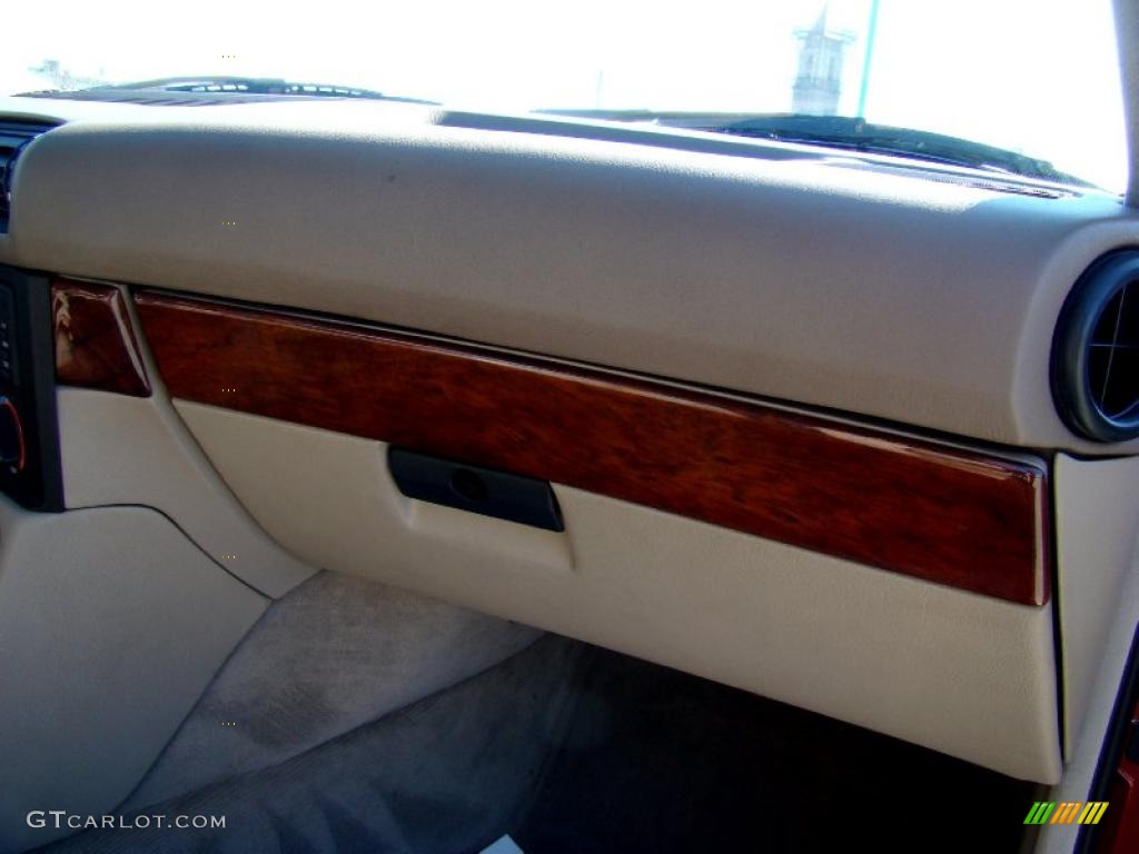 1991 5 Series 535i Sedan - Calypso Red Metallic / Tan photo #19