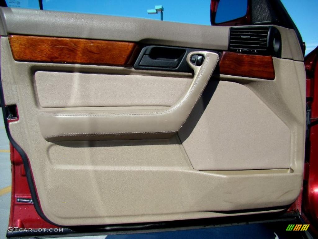 1991 5 Series 535i Sedan - Calypso Red Metallic / Tan photo #30