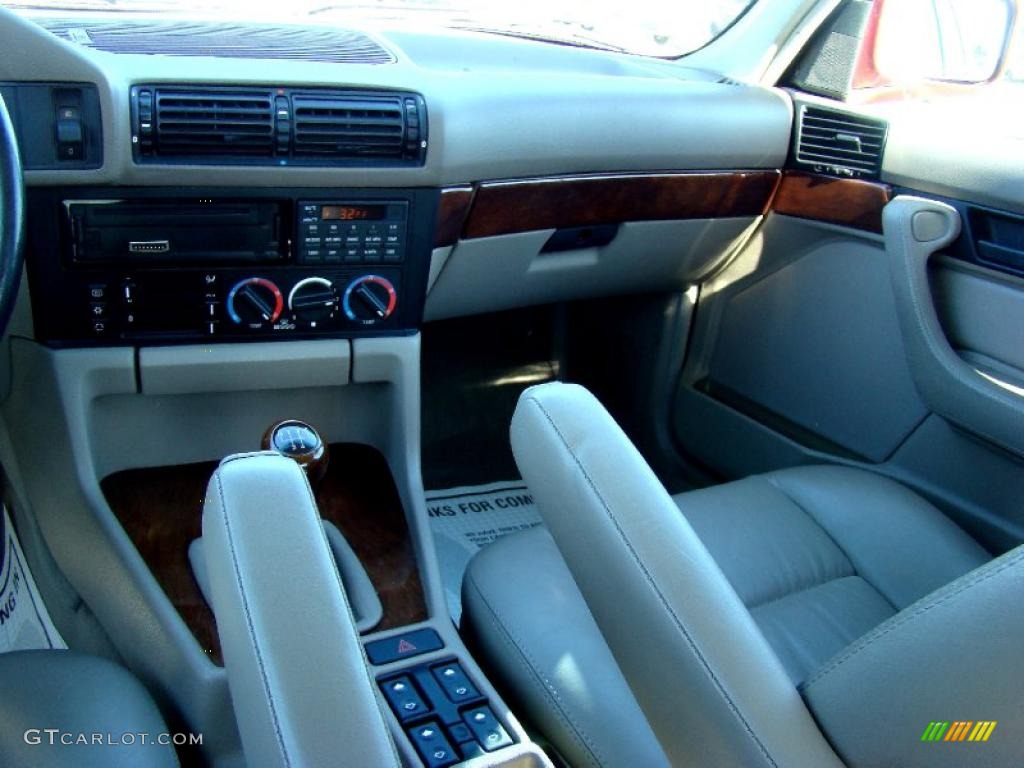 1991 5 Series 535i Sedan - Calypso Red Metallic / Tan photo #47