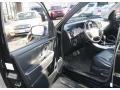 Black - Mariner Luxury 4WD Photo No. 14